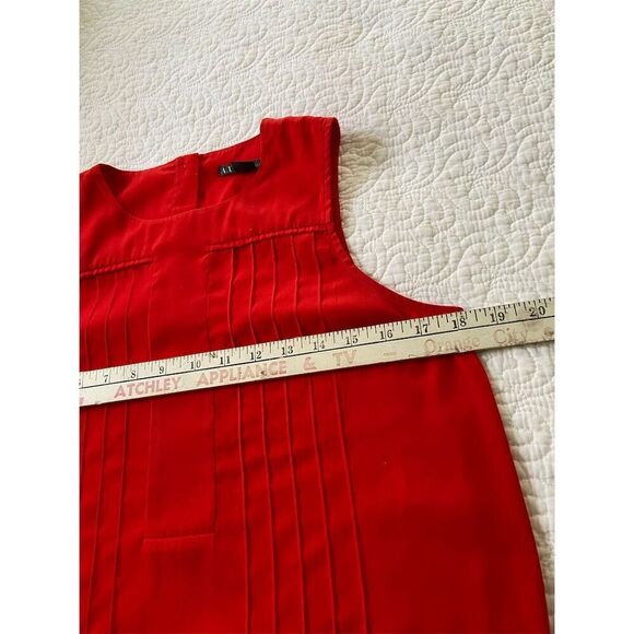 Armani Exchange Red Sleeveless Pleated Blouse Size Small - Picture 10 of 13